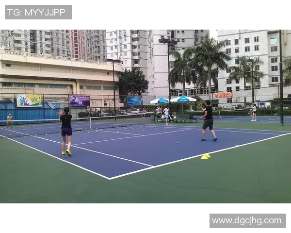 深圳网球队在世界锦标赛中的灵活性与战术应变能力全面分析